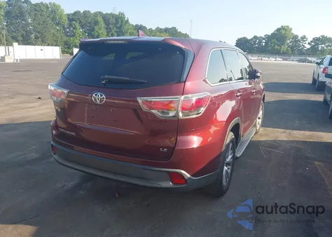 2015 Toyota Highlander Le Plus V6 z USA, uszkodzony, nr VIN 5TDZKRFH7FS049933